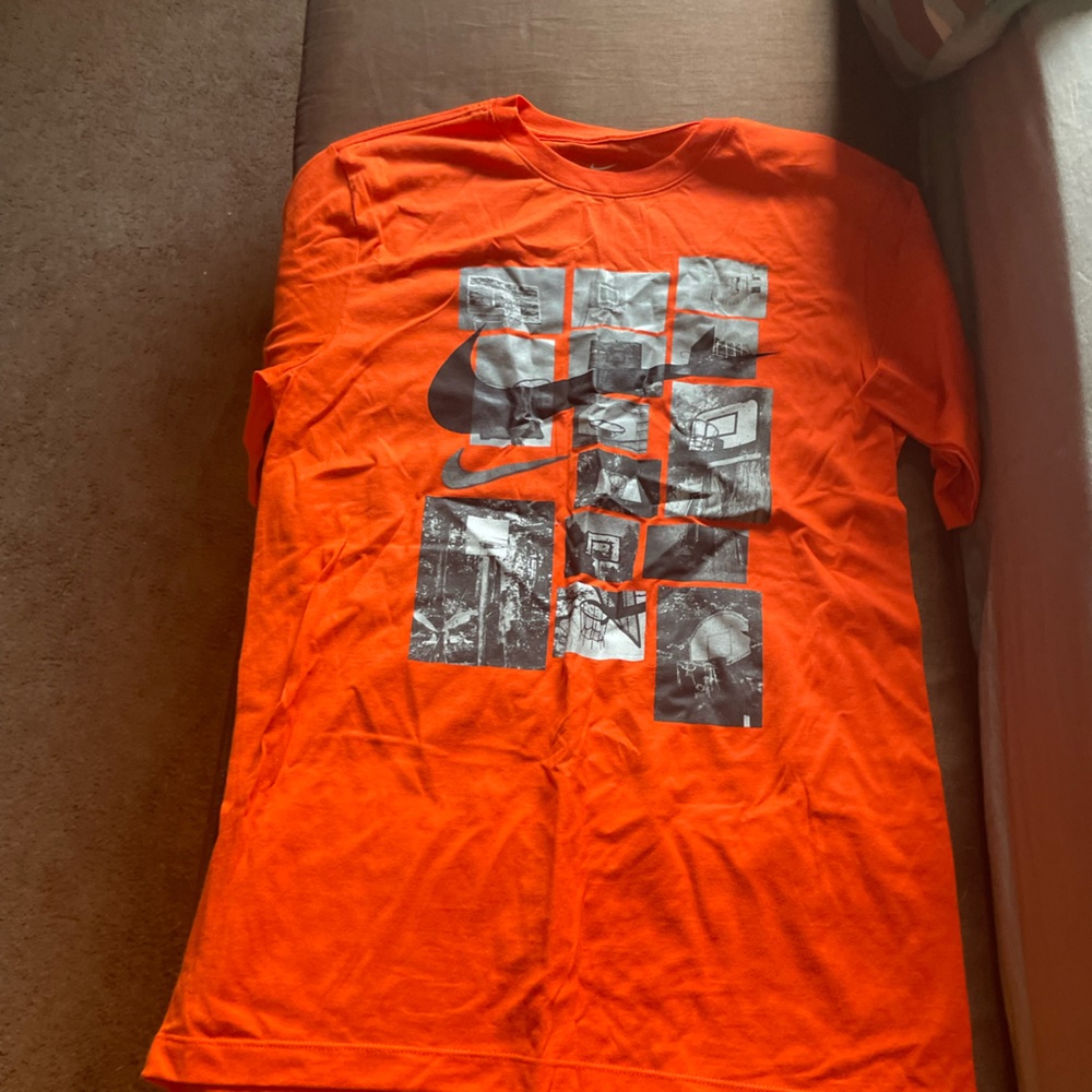 New never worn, shipping or pickup, venmo or cash